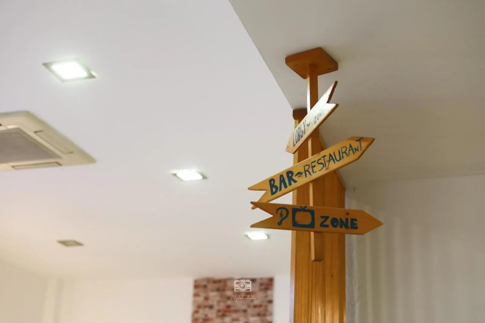 Konukevi Hospedium Dlj Hostal Ben Nassar Arjona